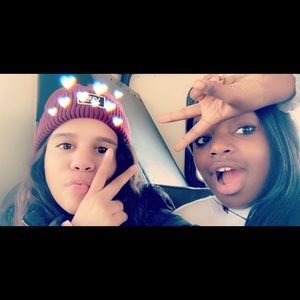 Meet your Posher, Leanne